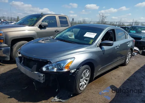 2015 Nissan Altima 2.5 S из США, поврежденный, VIN 1N4AL3AP8FN362880